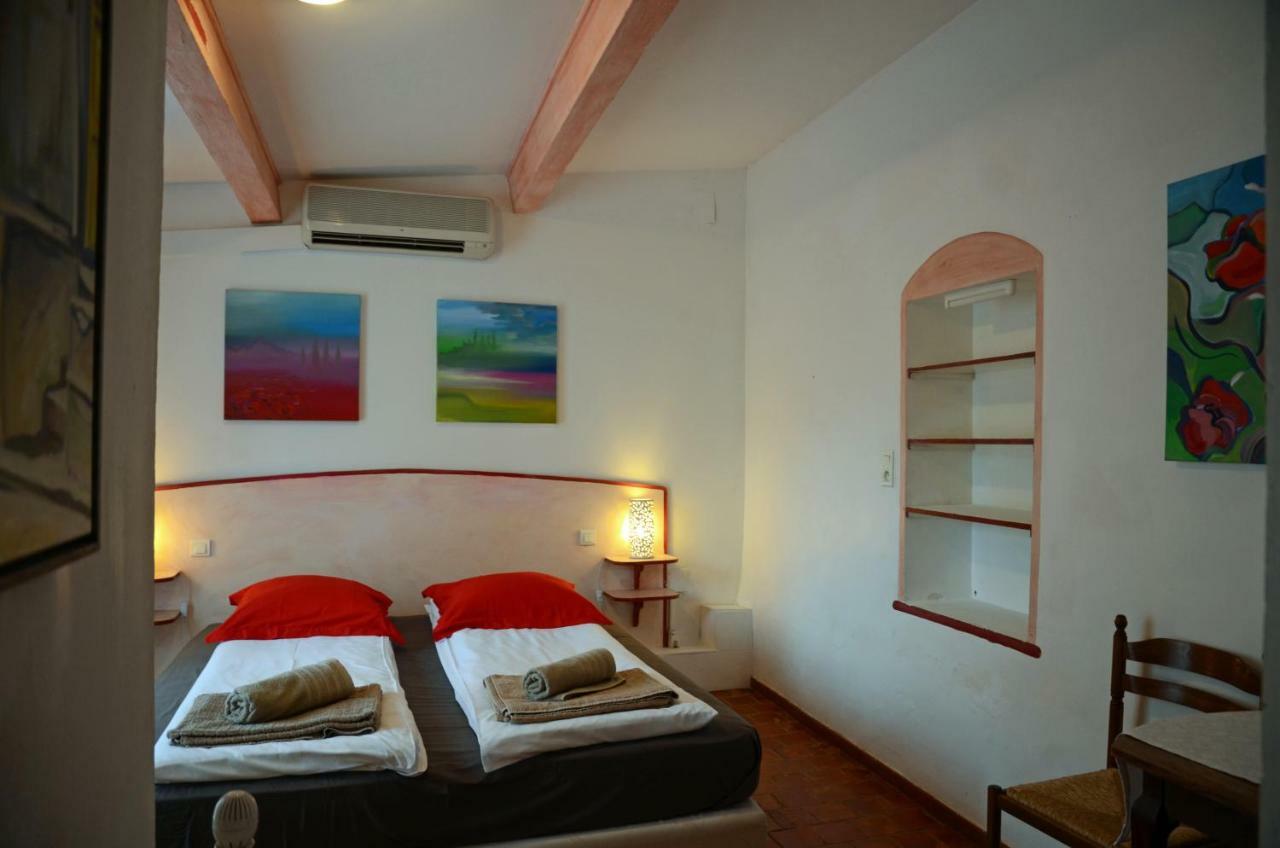 Domaine Hemmitage Apartment ซาแลนส์ ภายนอก รูปภาพ