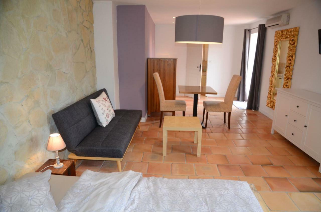 Domaine Hemmitage Apartment ซาแลนส์ ภายนอก รูปภาพ