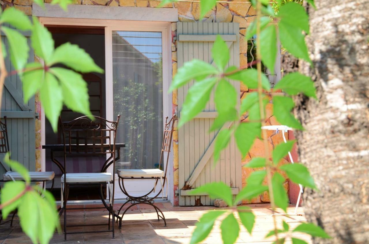 Domaine Hemmitage Apartment ซาแลนส์ ภายนอก รูปภาพ
