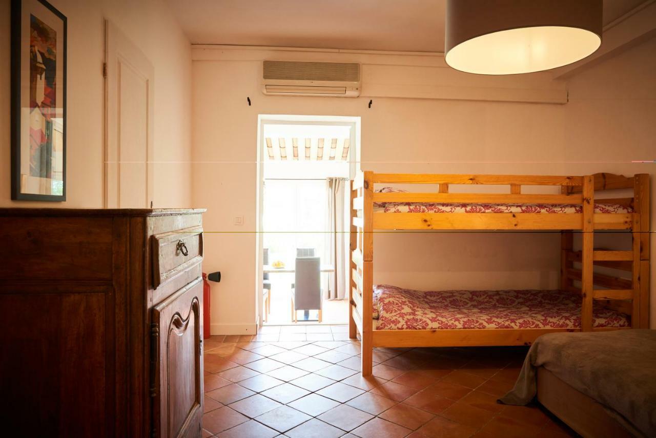 Domaine Hemmitage Apartment ซาแลนส์ ภายนอก รูปภาพ
